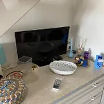 Max *