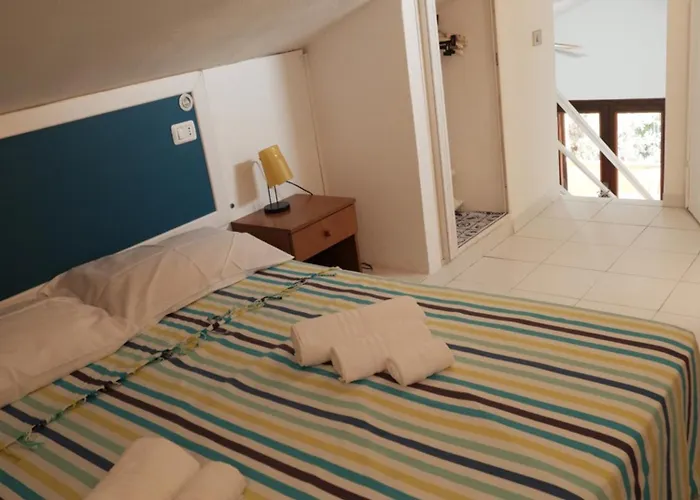 Max * Quartu SantʼElena